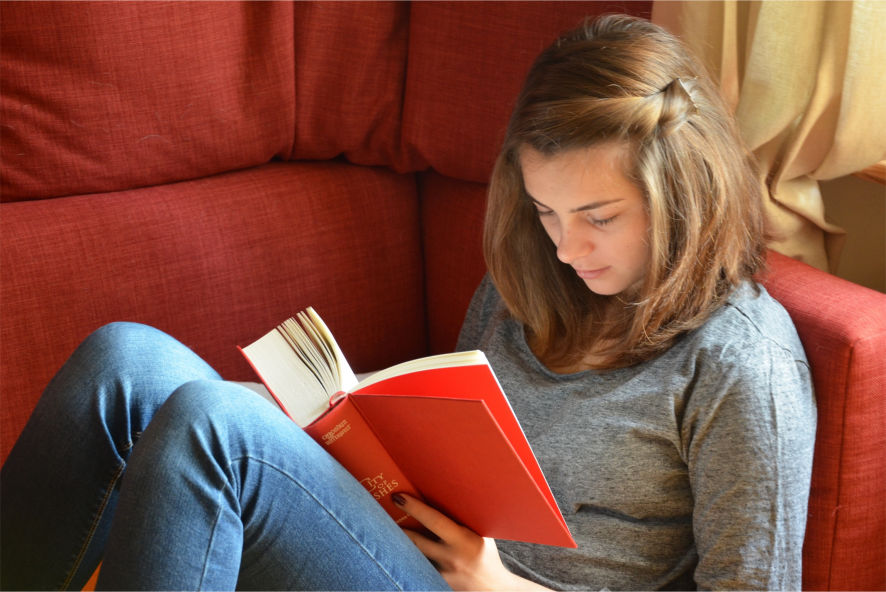 Como trabalhar a autoestima com adolescentes pela TCC - TCC - NeuroFlux Psicologia Direcionada